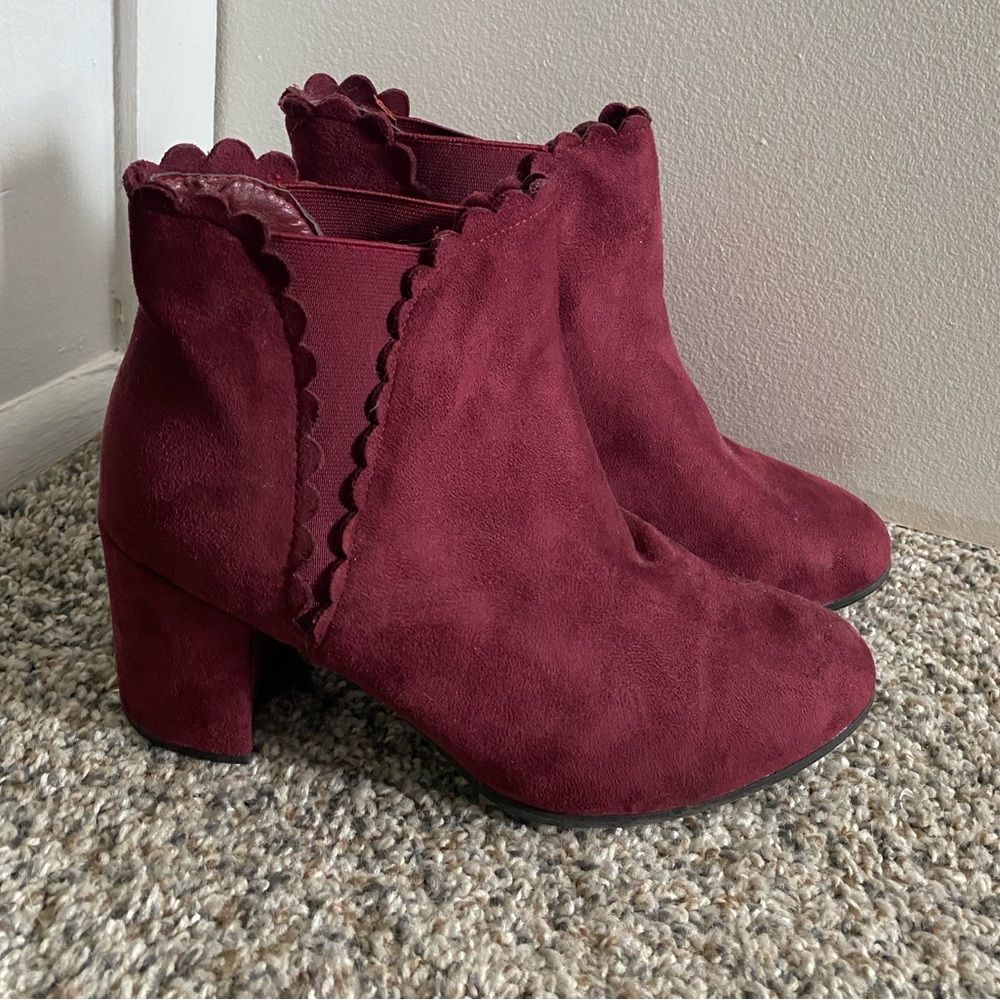 Burgundy ankle boots with heel